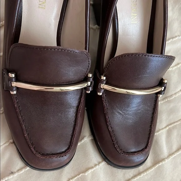 Elegant Brown Loafers for Women - Picture 7 of 8